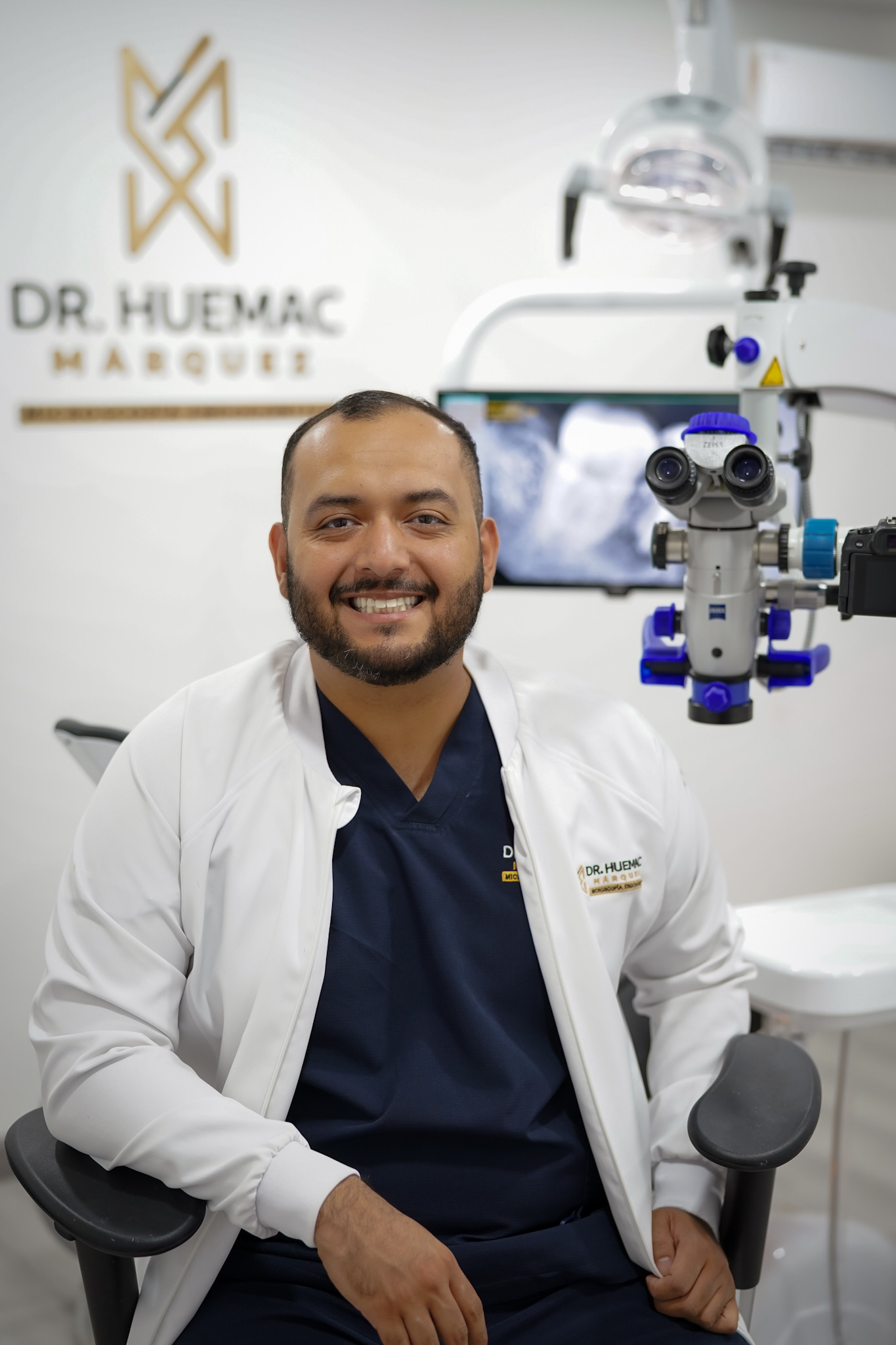 Dr Huemac